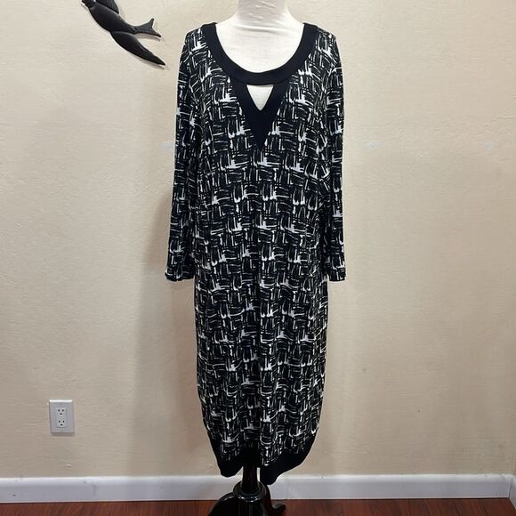 Q' neel Black & White Jersey Knit Abstract Bubble Dress - Plus Size 24 / 3X - Picture 1 of 12